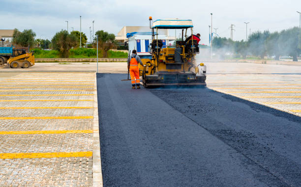 Best Driveway Pavers Installation  in Iowa City, IA